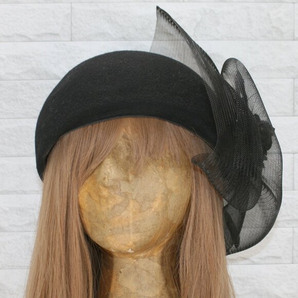 Vintage Accessories - VINTAGE Hat Retro Flapper Costume Headwear Regal Goth Black Side Fascinator